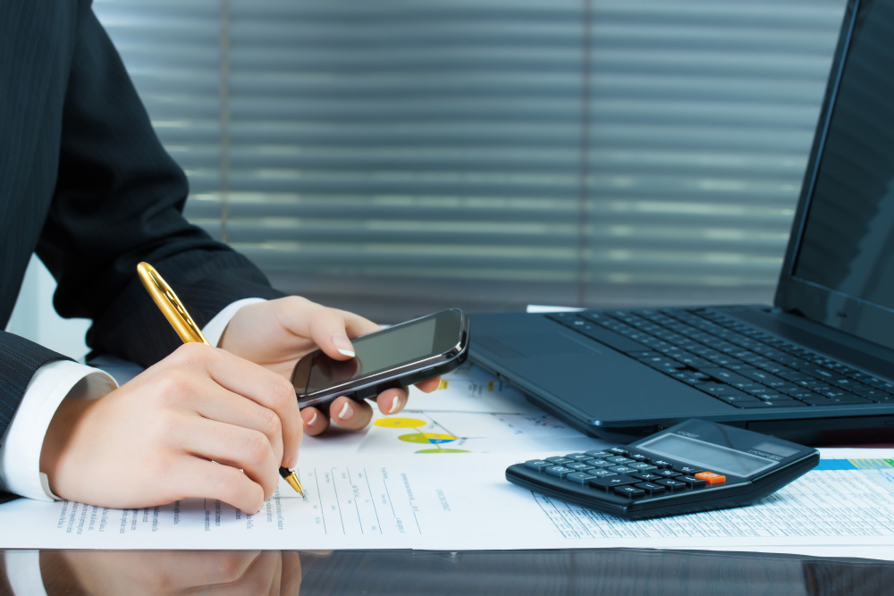 serviciile de consultanță în achiziții publice